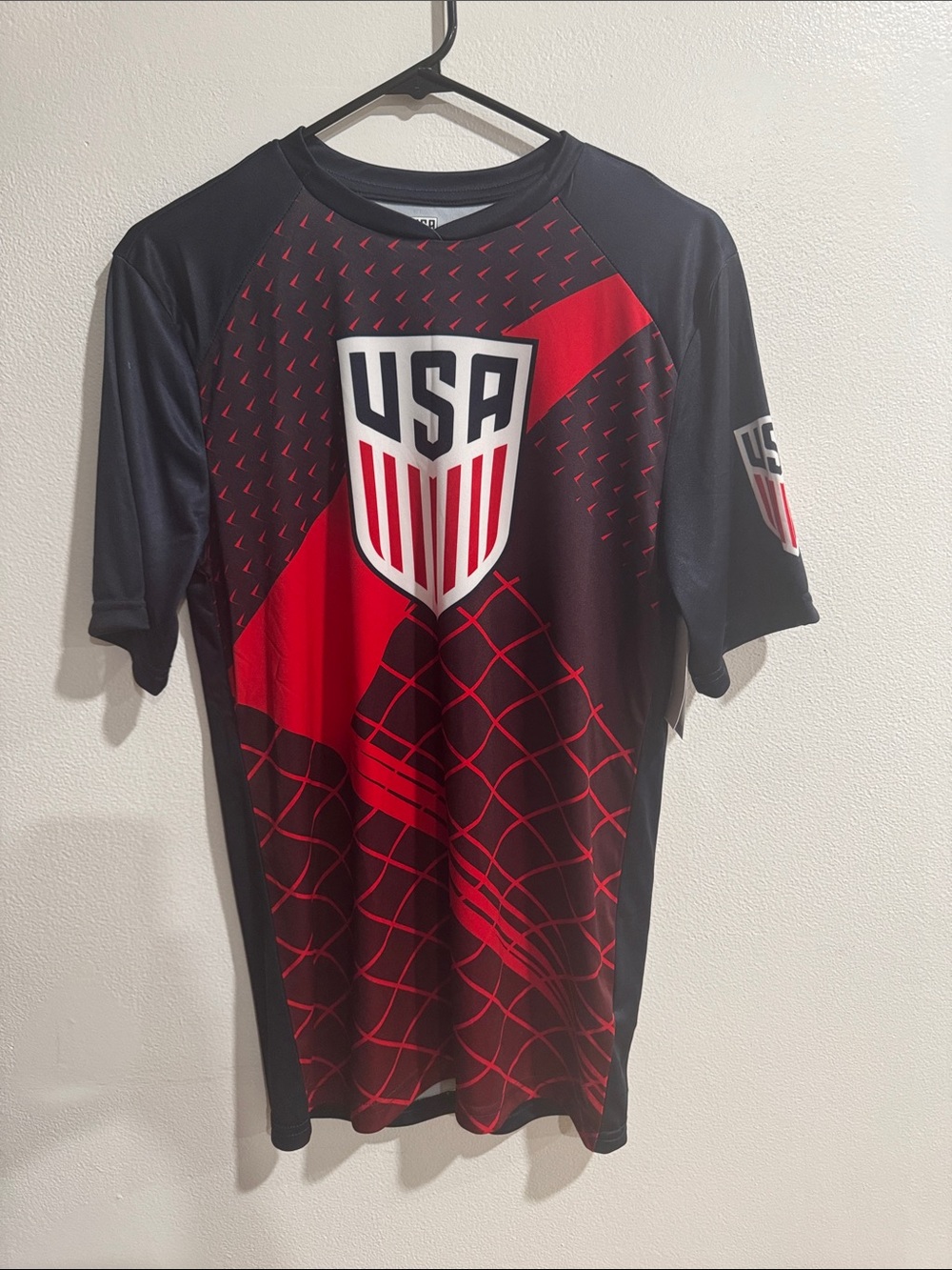USA Crest Men's Black & Red Soccer Jersey